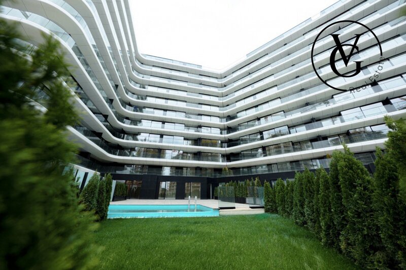 Doua camere Yacht Kid cu vedere spre lac